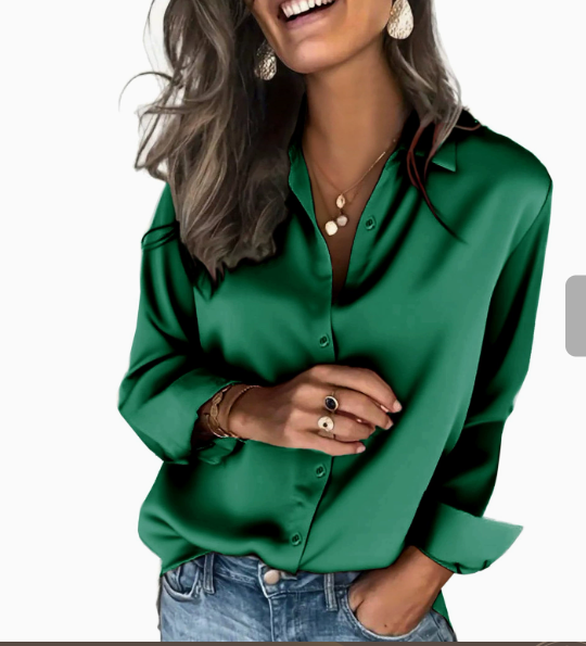 Classic Women's Collared Blouse – Fluid Silhouette, Elegant and Sophisticated Style