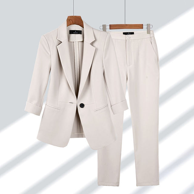 Viktoriya - Two-Piece Blazer and Pant Set