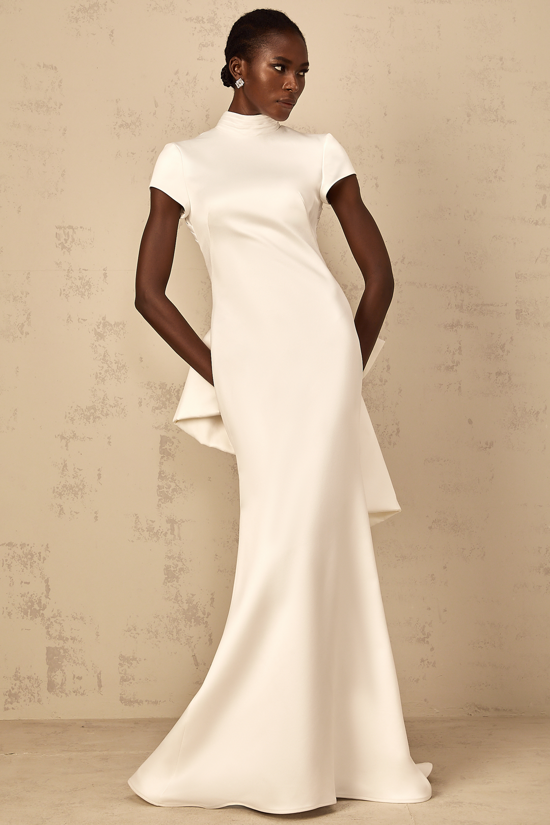 Anelis Statement Bow Mermaid Maxi Dress - Elena Harper