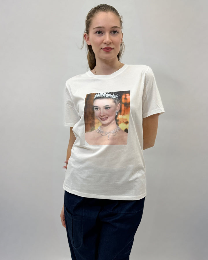 Regina™  |  soft luxurious fabrics T-shirt