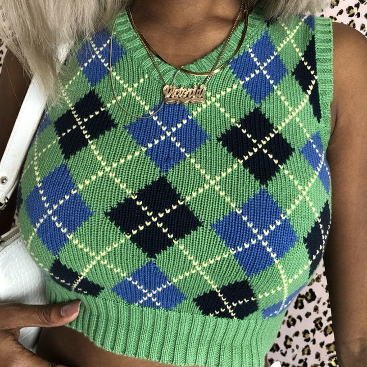 Women's Sleeveless Short Knitted Vest with Diamond Pattern and V-Neck Mavelle, view 3 - Elena Harper