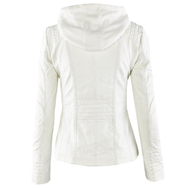 The Summer Jacket – A Timeless Blend of Elegance and Modern Style