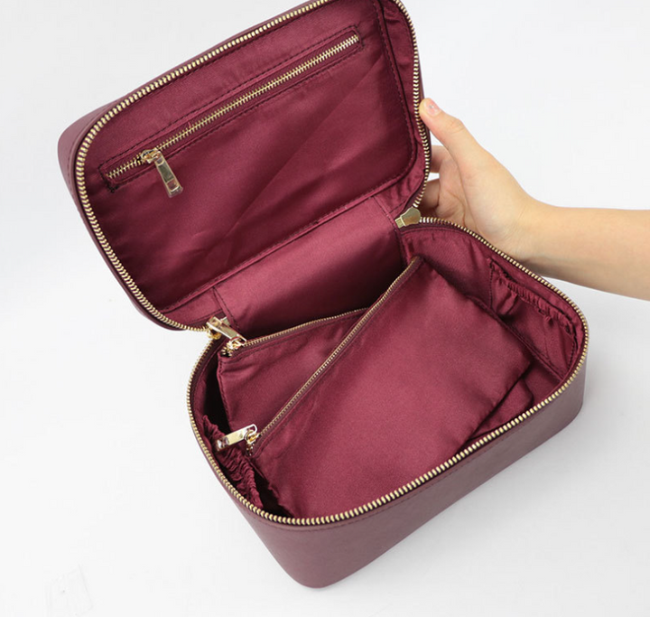 Travel Toiletry Bag in Split Leather – Portable Genuine Leather Toiletry Bag