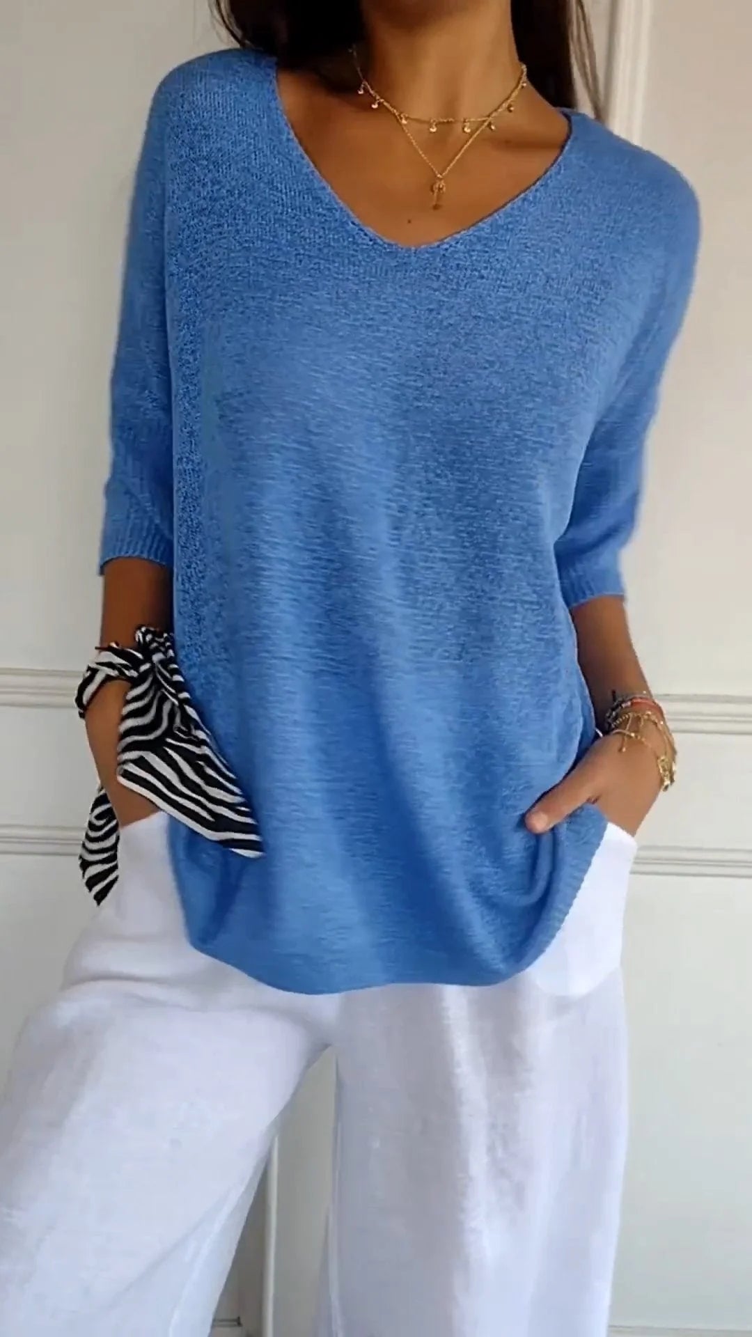 Jill™  |  Timeless V-neck Top