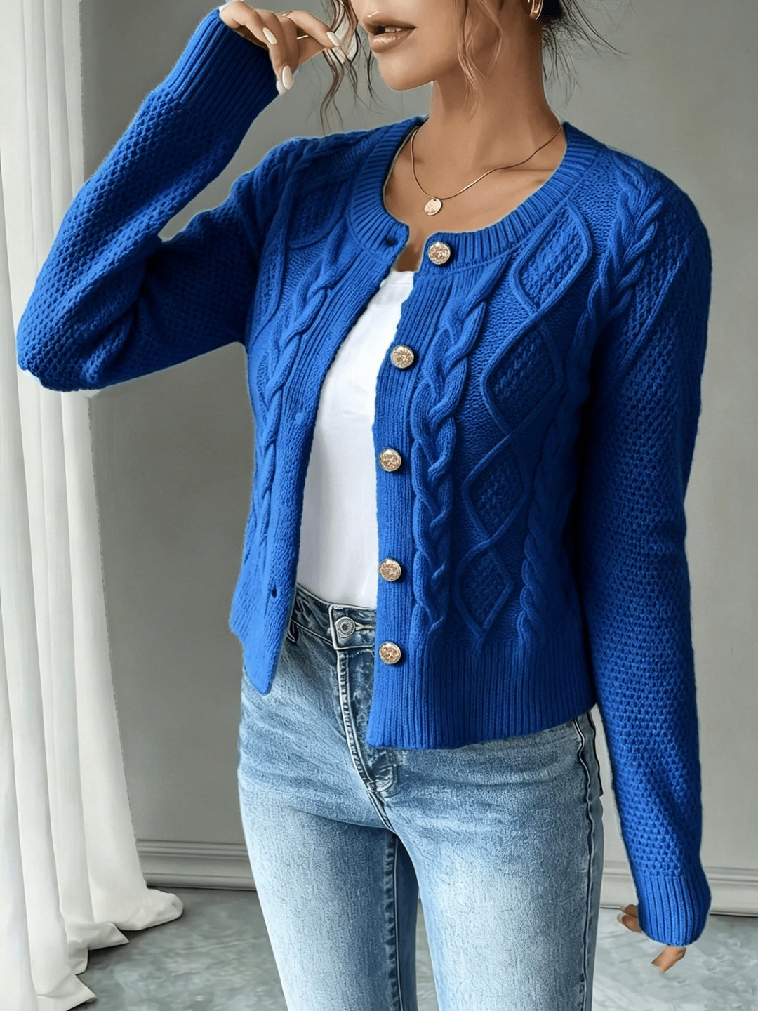 Isabelle - Elegant Twisted Knit Cardigan with Round Neck