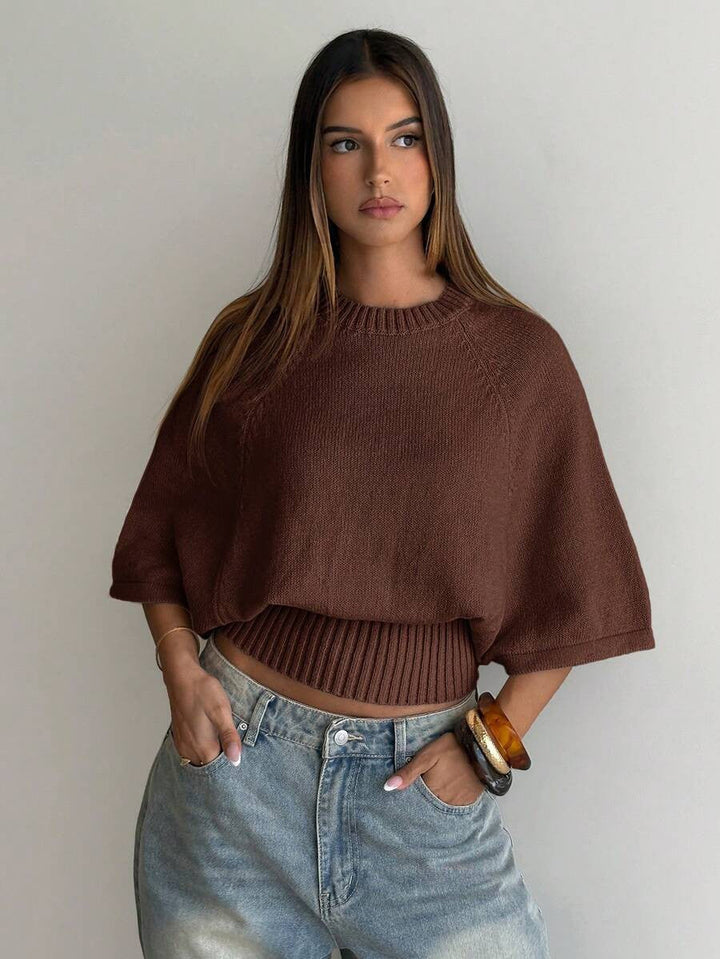 Short women's sweater - Soft and modern