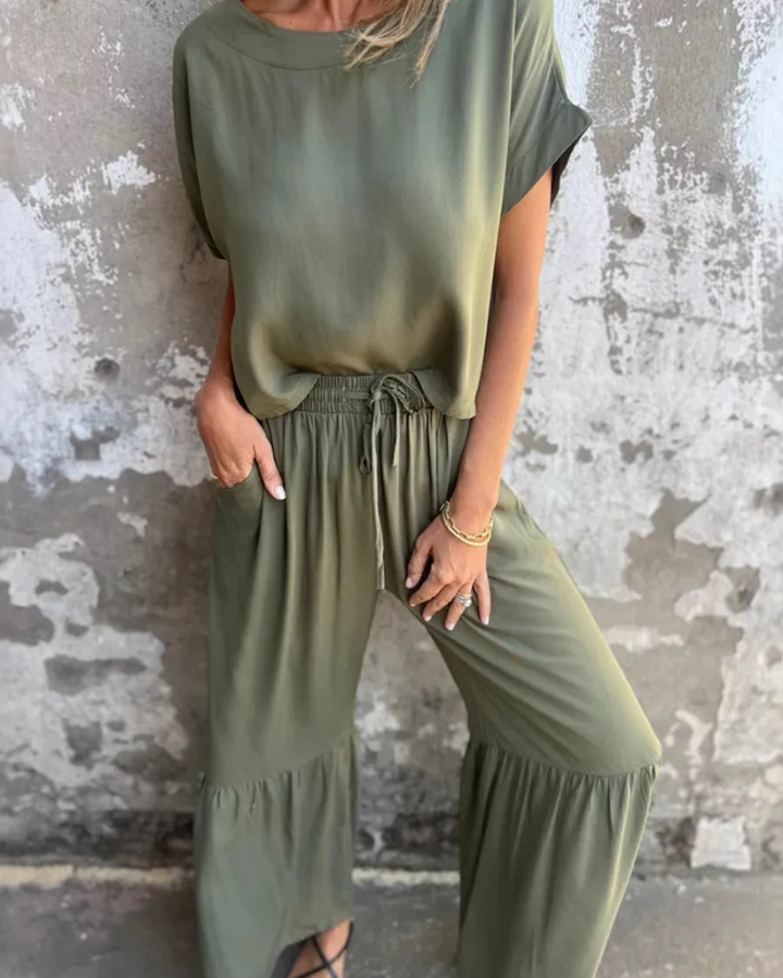 Aneri Two-Piece: Set of Top and Pants with Gathered Hem, view 3 - Elena Harper