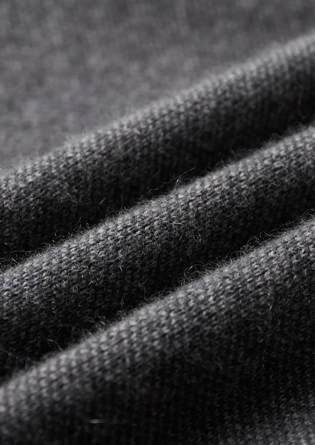 100% CASHMERE JACQUARD ZIP CARDIGAN.