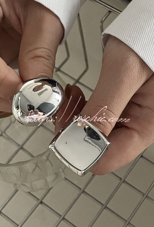 French Vintage-style Polished Ring