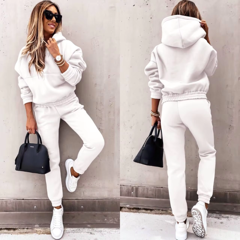 Samira – Women's Warm Jogging Set