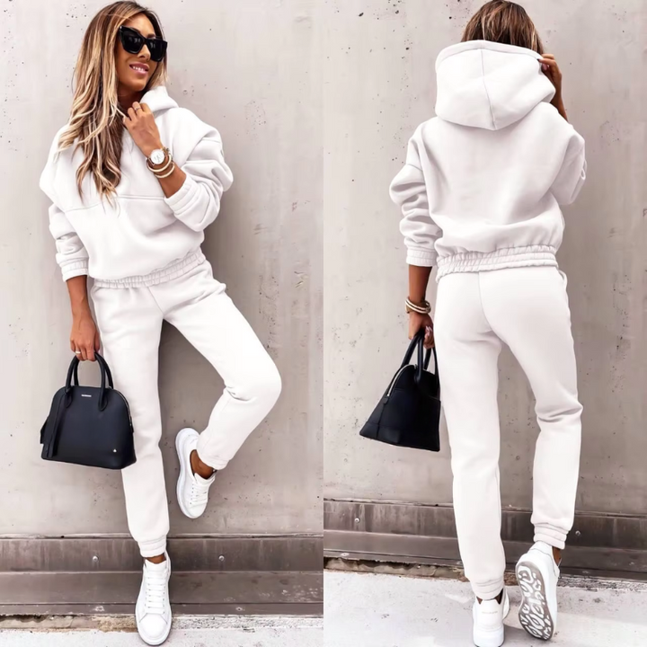 Samira – Women's Warm Jogging Set