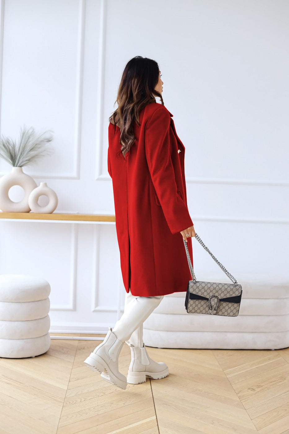 Wool Women's Coat with Double Row of Buttons – Warm Classic Look