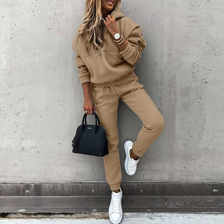 Samira – Women's Warm Jogging Set