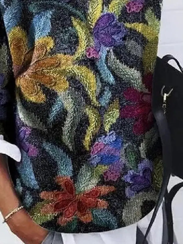 Ladies Sweater with Floral Print – Knitted Pullover Fantasy Print