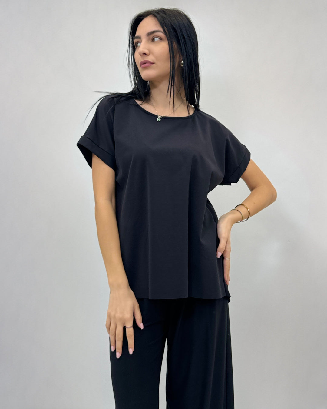 Petra™  |  Short Sleeve Plain Top