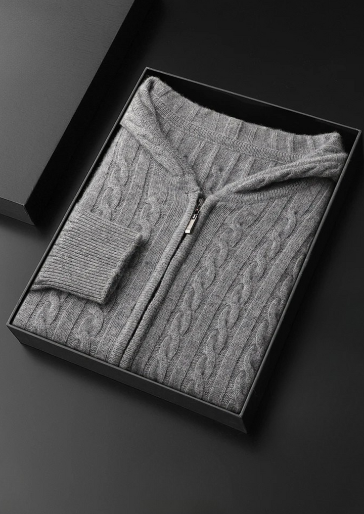 100% CASHMERE CABLE KNIT ZIPPER HOODIE.
