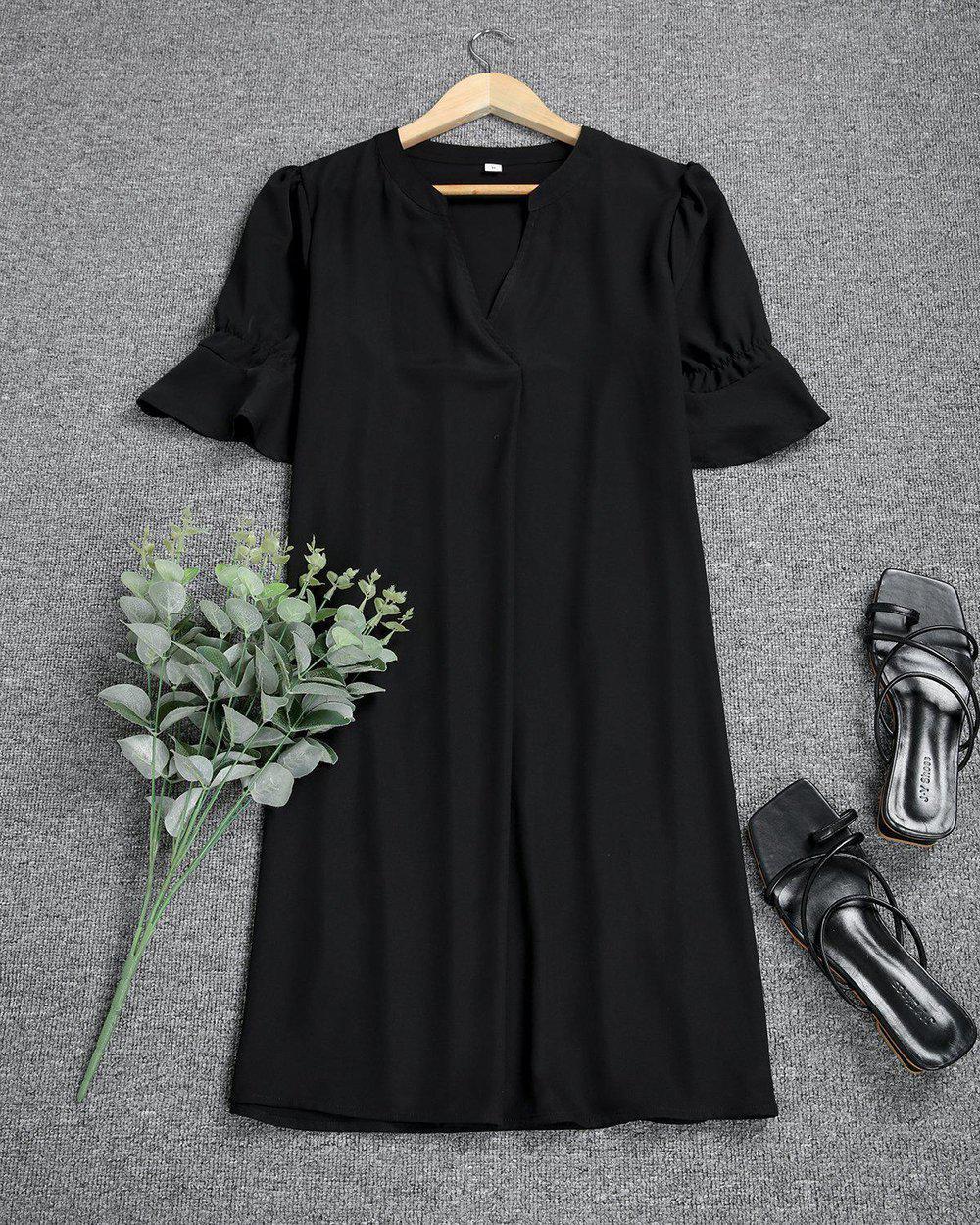 Black Midi Autumn Dress with Classic and Elegant Design