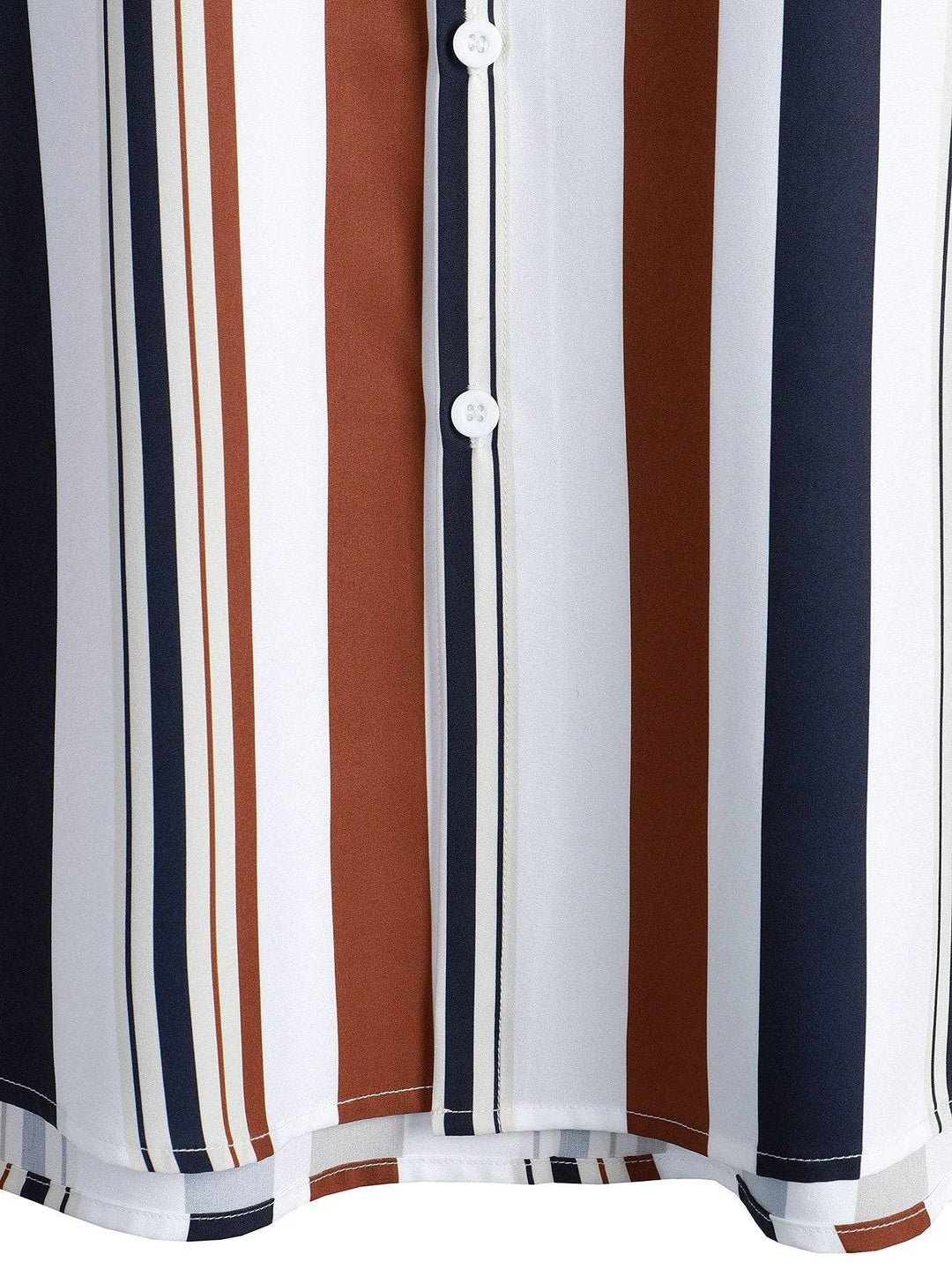 Frederik™ short-sleeved beach set by Emma & Rose Manhattan, two-piece outfit with a vibrant top and matching shorts.