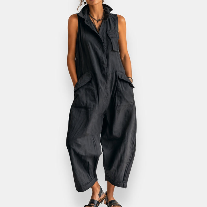 SLEEVELESS CARGO JUMPSUIT FOR WOMEN