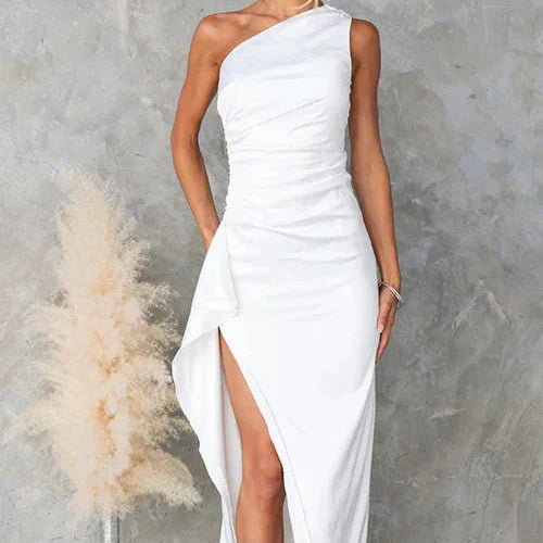 Women's Long Summer Dress with Sleeveless Design and Flared Cut