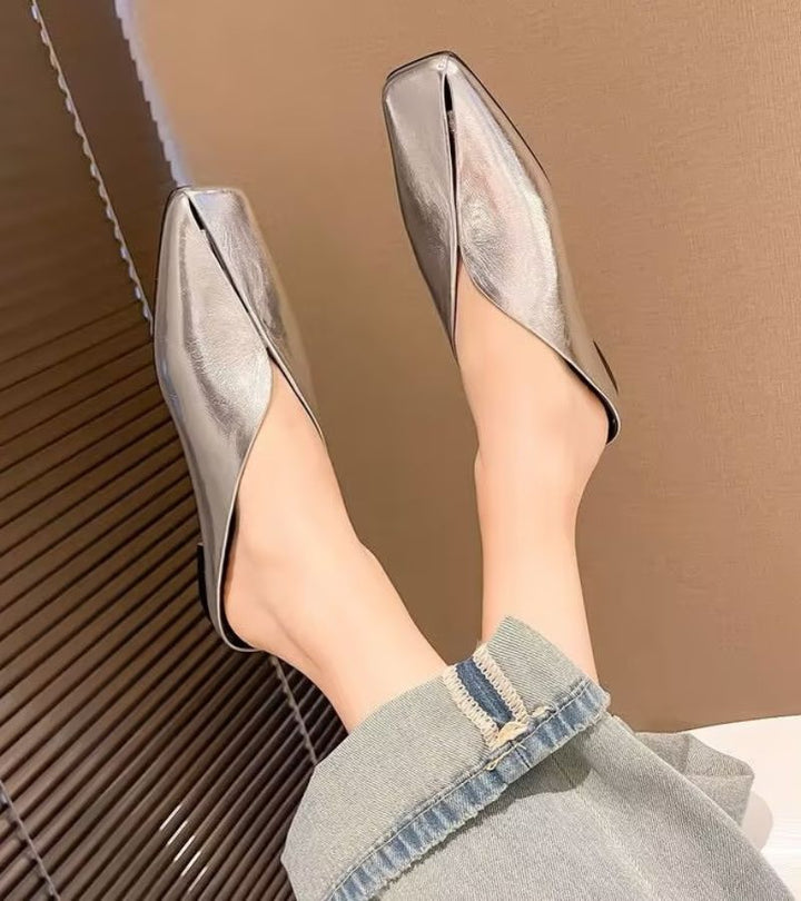 Delia | Mule Flat in Pure Leather for Walking in Freedom