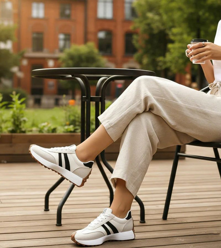 Elena | Sneakers with Intelligent Fatigue-Reducing Sole