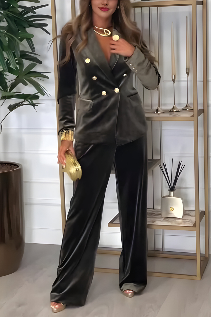 Nira™ | Chic Velvet Two-Piece Suit