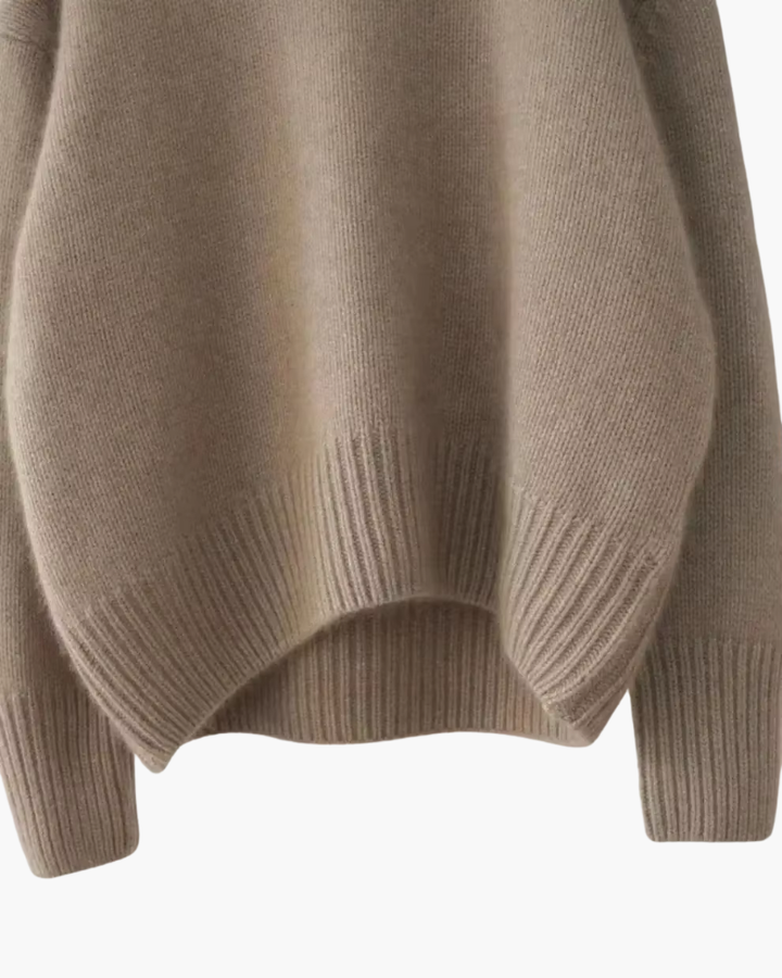 Daryana – Soft Turtleneck Sweater
