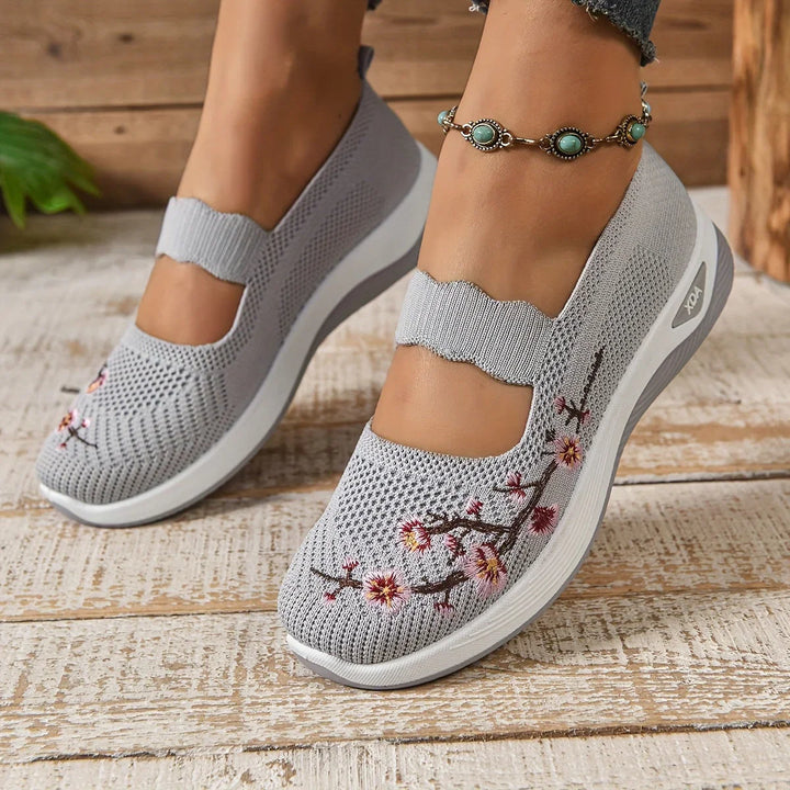 Risa™ | Comfortable Shoes with Supportive Footbed