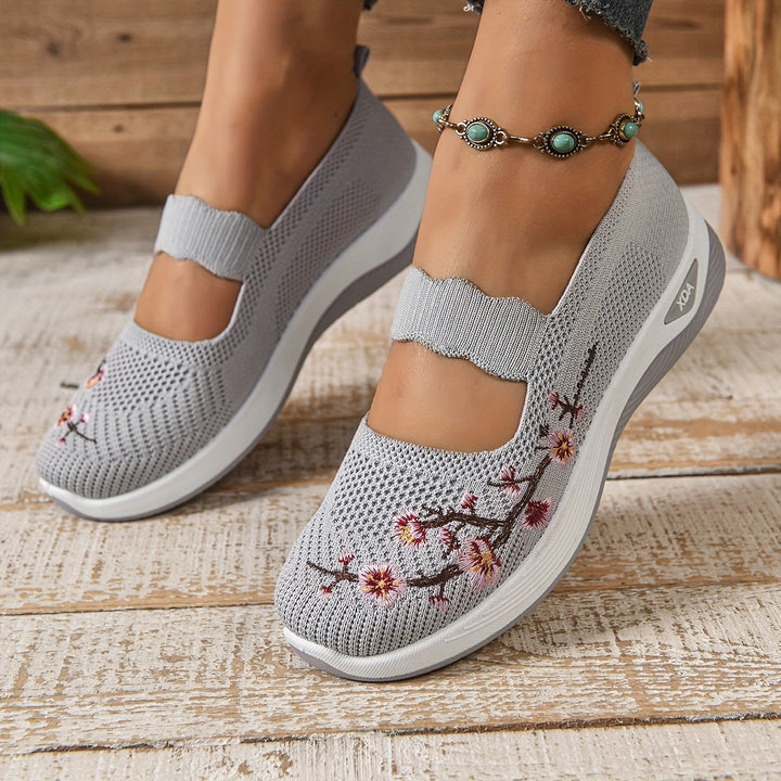 EMBROIDERED FLOWER SNEAKERS FOR WOMEN