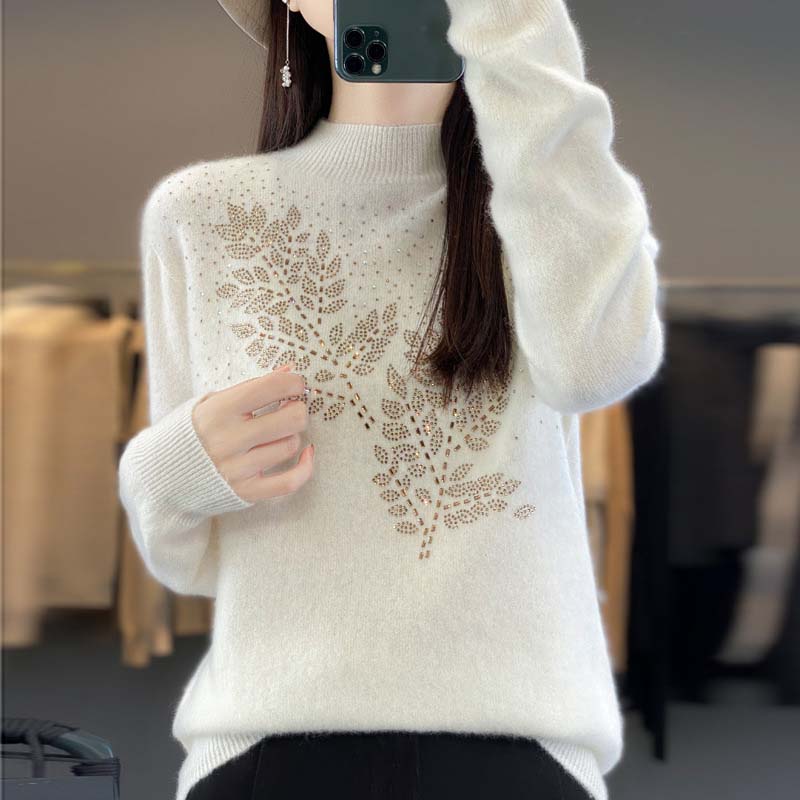 Knit Pullover with Leaf Pattern