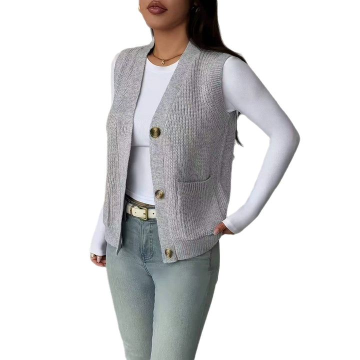 Women's Buttoned Cardigan - Loose and Comfortable