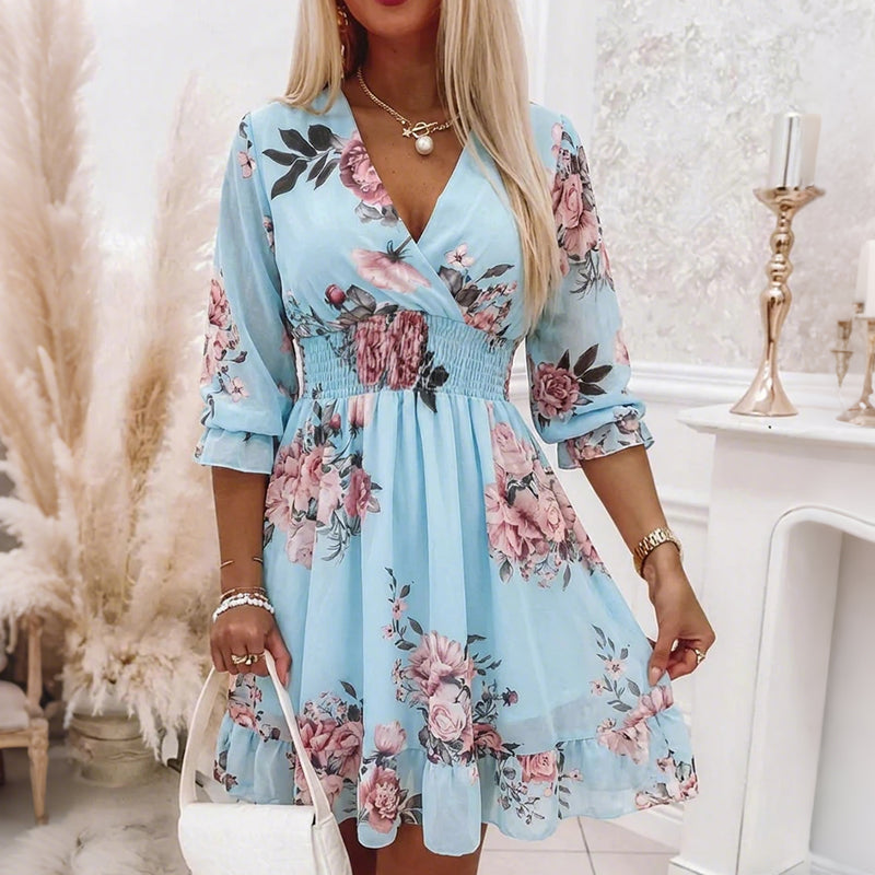 Short Women's Fluid Floral V-Neck Dress for a Light and Elegant Summer Style
