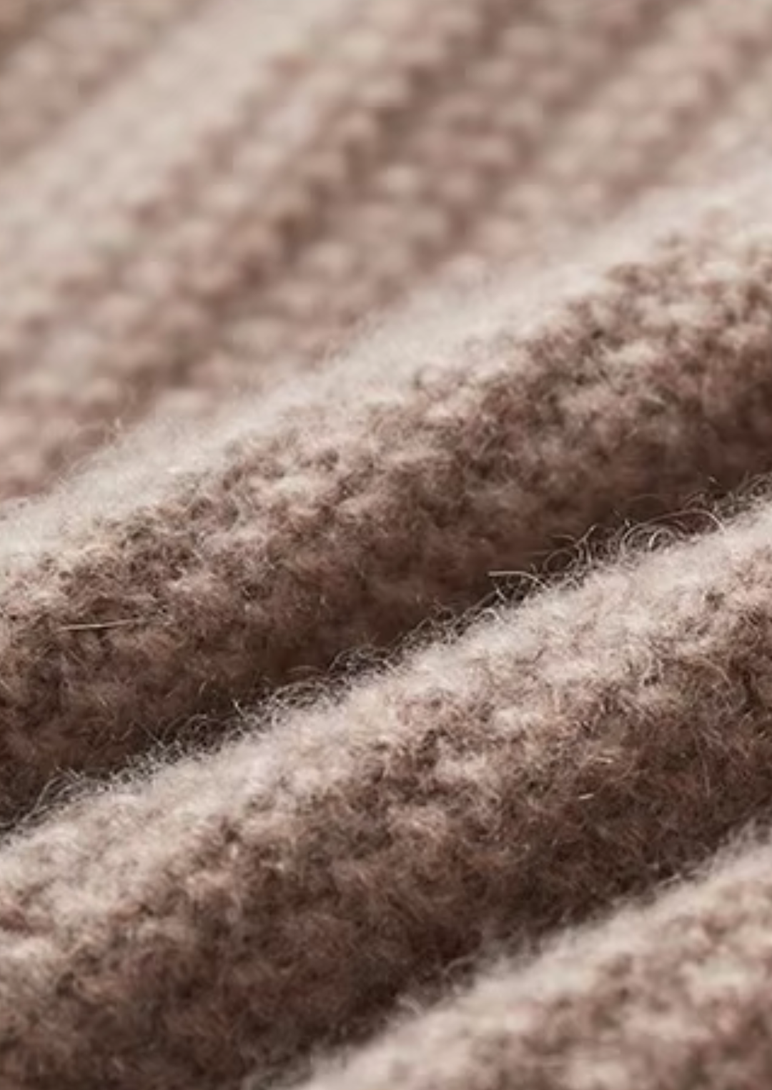 Emma & Rose heavyweight cashmere crewneck sweater — premium winter knitwear