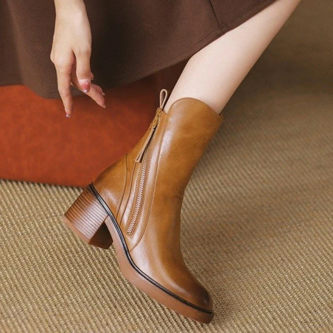 Women's Leather Heeled Ankle Boots – Stylish Ankle Boots with Cushioned Insole and Metal Zip