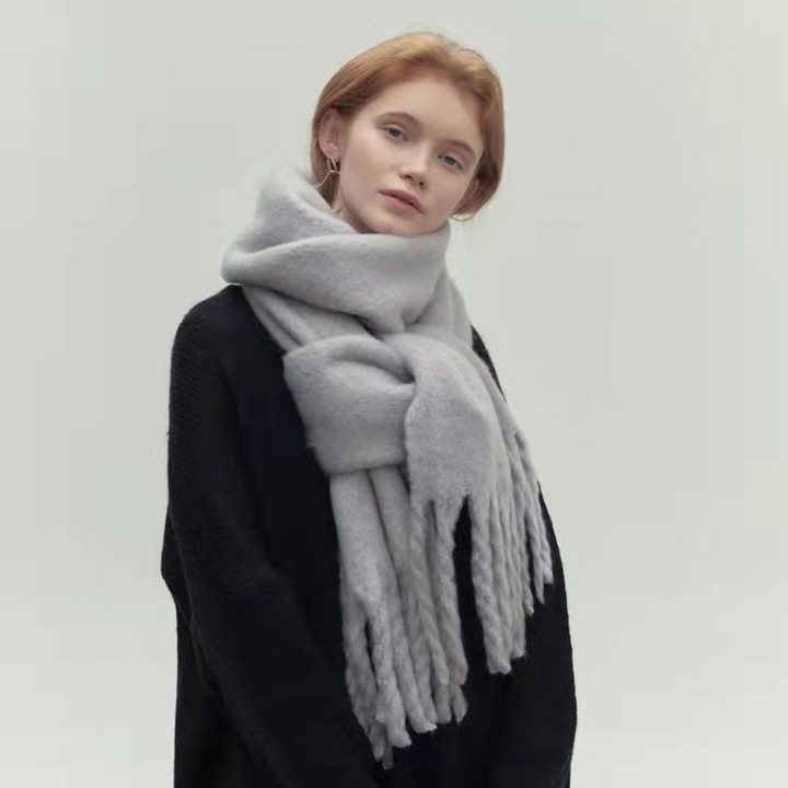 Daisy High-Quality and Timeless Wool Scarf, view 6 - Elena Harper
