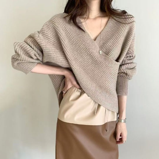 Women's Sweater with V-Neck and Exposed Shoulders - Soft and Modern