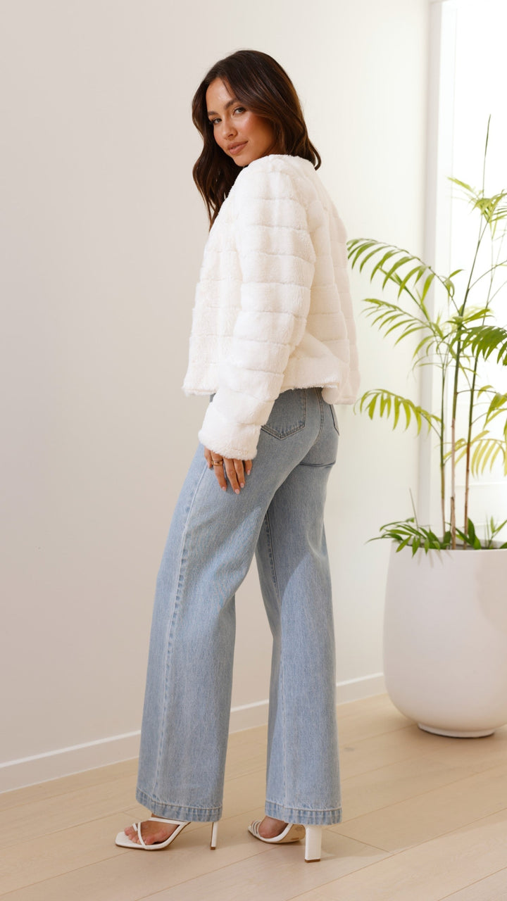 Luxurious Women's Crop Jacket Veloura, view 10 - Elena Harper