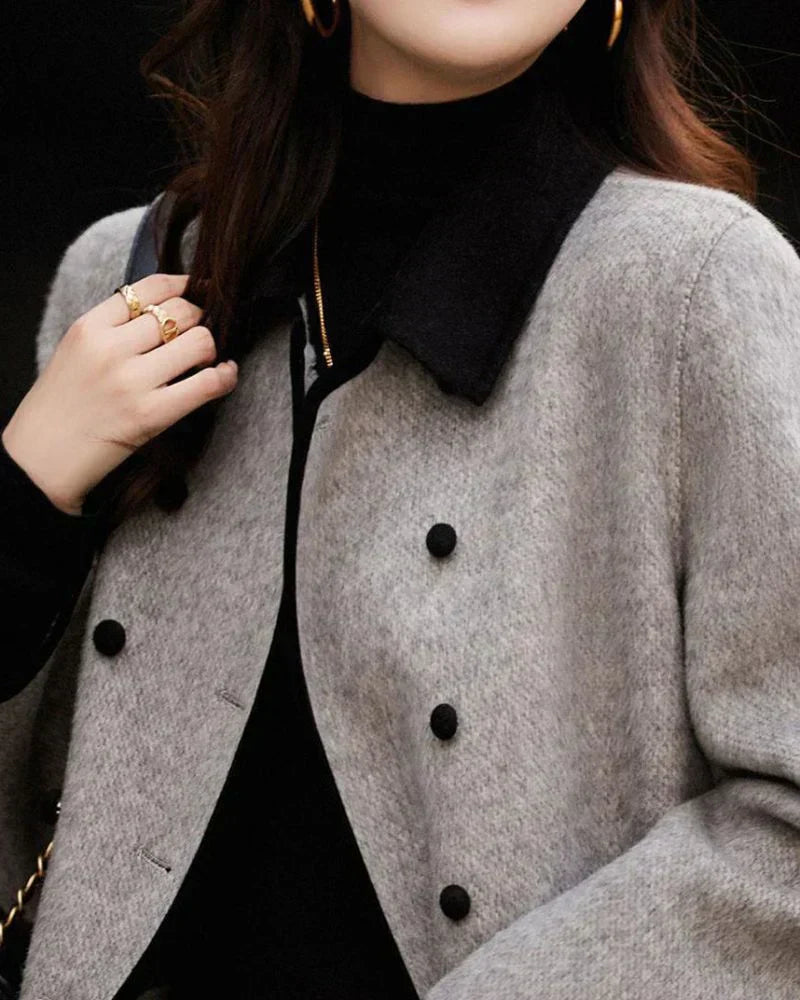 Premium Contrast Wool Coat for Women – Elegant Buttoned Design
