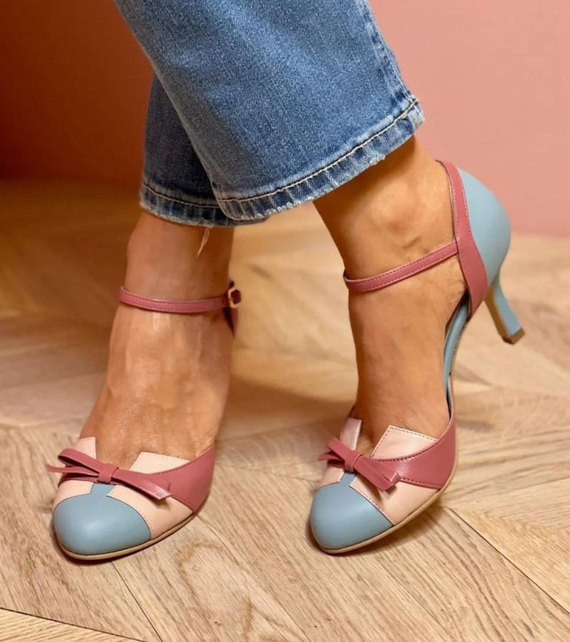 Jolie | The Retro Charm Meets Orthopaedic Technology