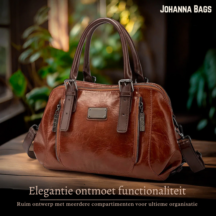 Silke’s Luxe Statement | Timeless Bag Made of Vegan Leather