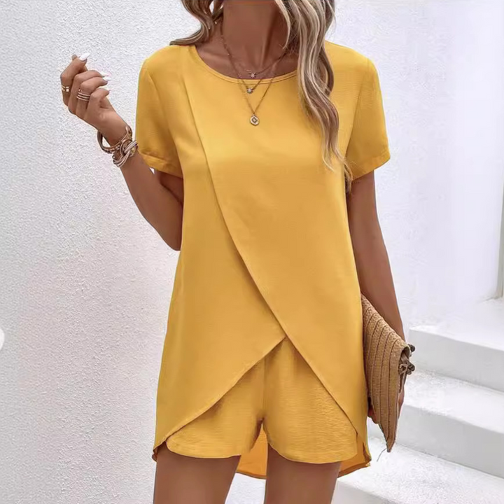 Two-Piece Set with Short Sleeves for Women