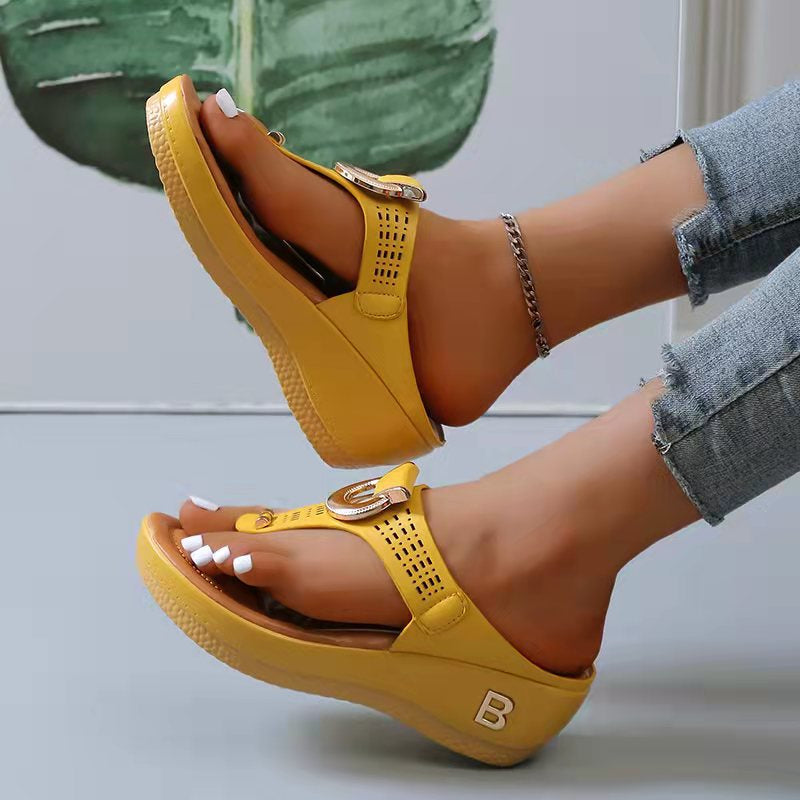 Orthopod Orthopedic Sandals for the Beach, view 5 - Elena Harper