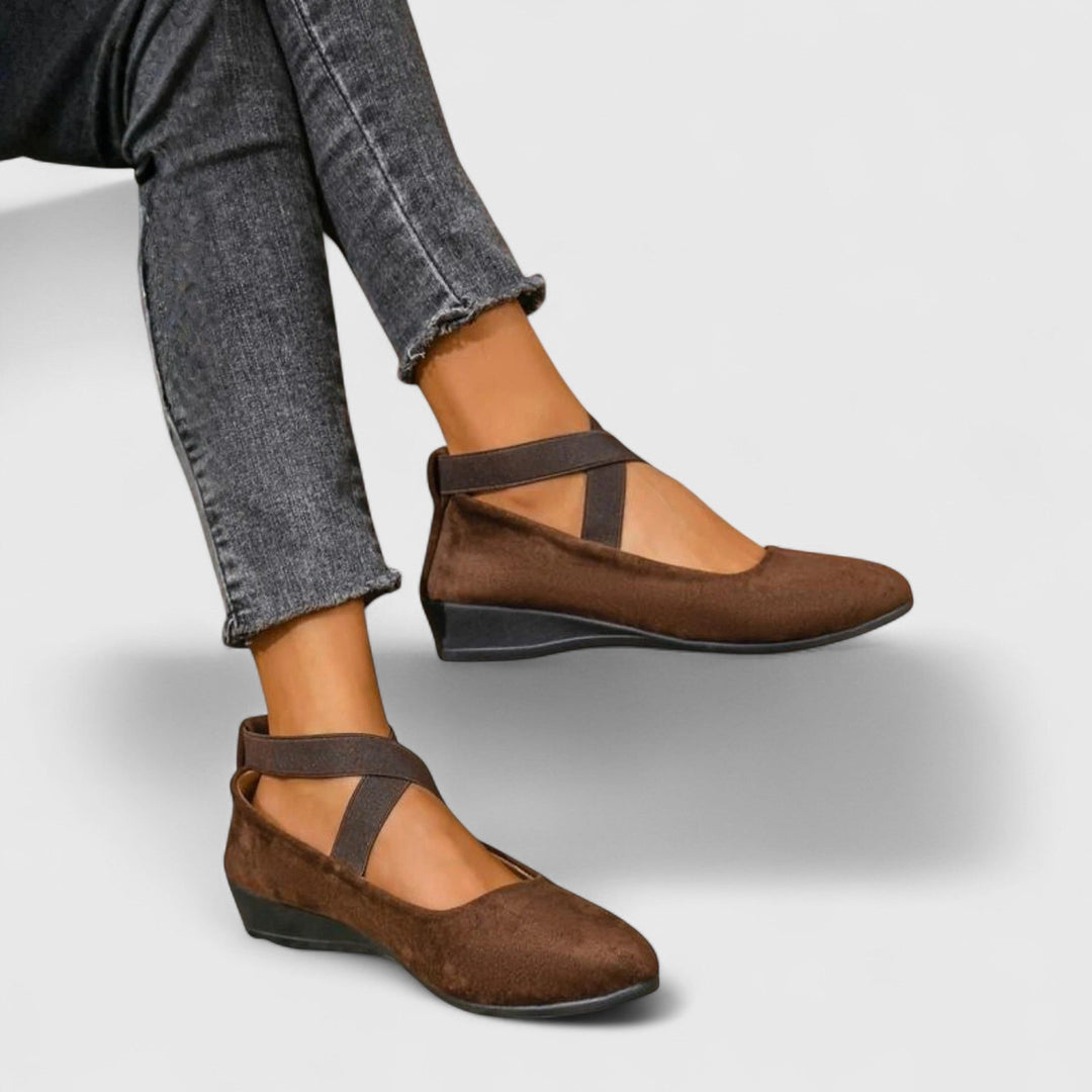 Carlotta | Ballerina with Crossed Straps