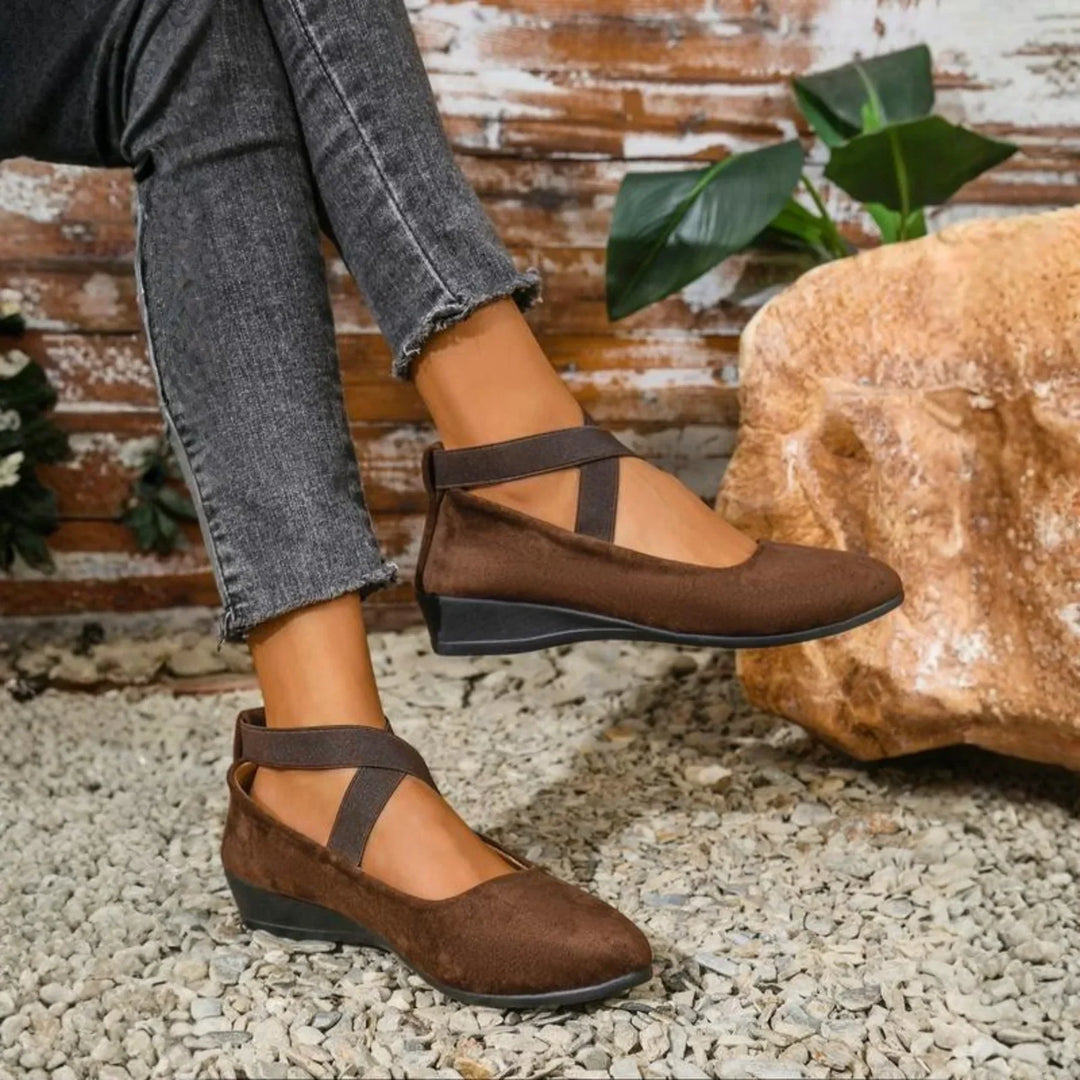 Comfortable Shoes with Elastic Straps EB EB