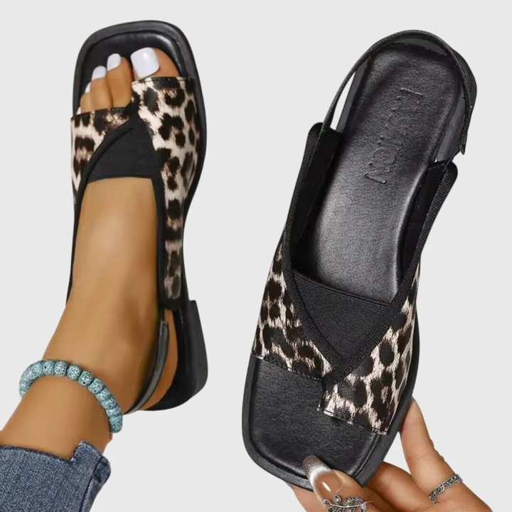 Coralina | Orthopaedic sandals with strap and flat sole