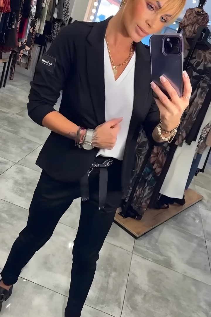 Neris™ | Elegant Modern Two-Piece Suit