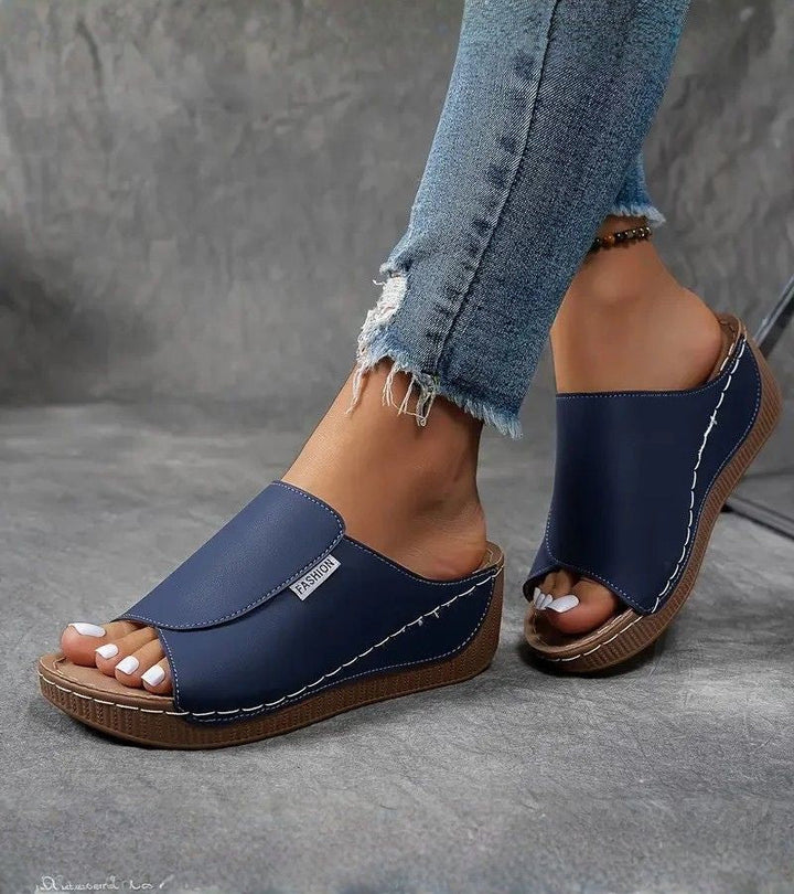 Slides | Ergonomic sandals designed for the wellbeing of your feet