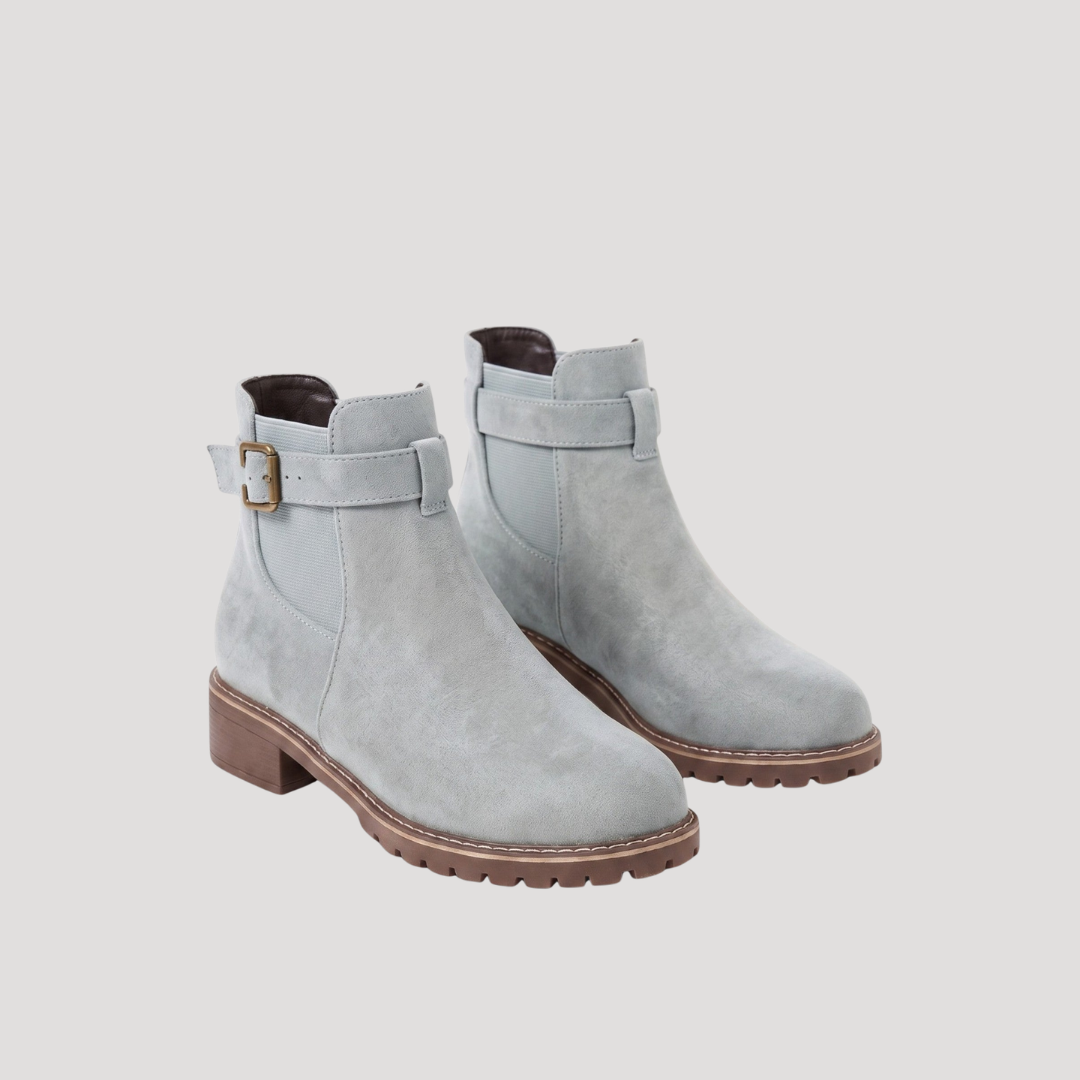 Women’s Chelsea Boots with Thick Sole and Buckle