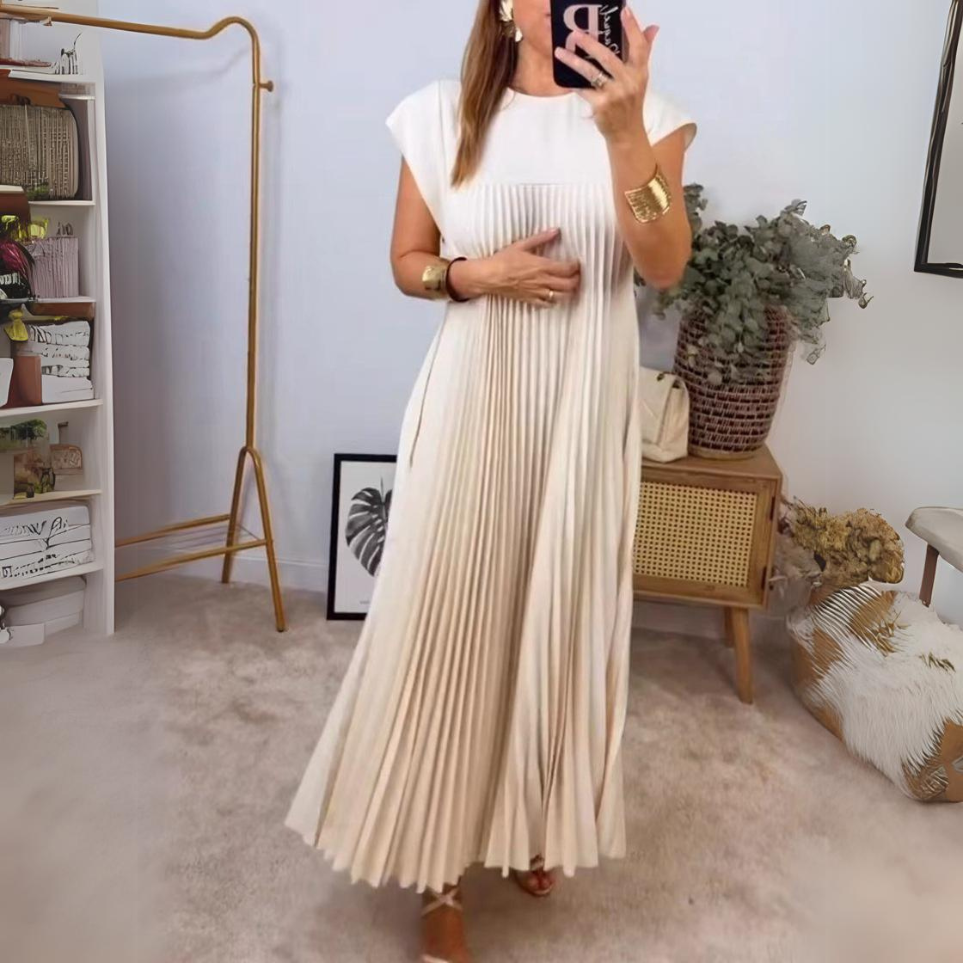 Alexa - Light and Fresh Pleated Dress